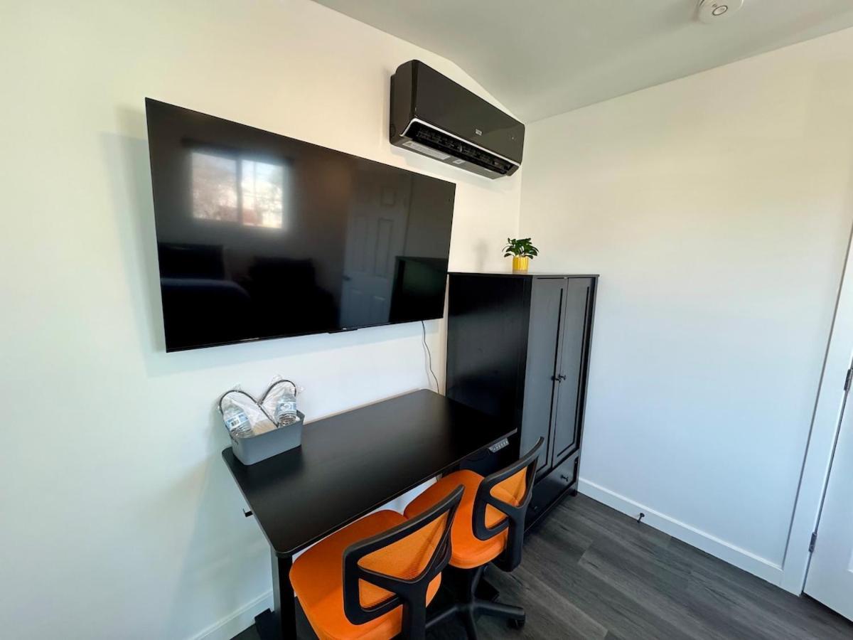 Your Downtown Cozy With Backyard Unit C Apartemen Phoenix