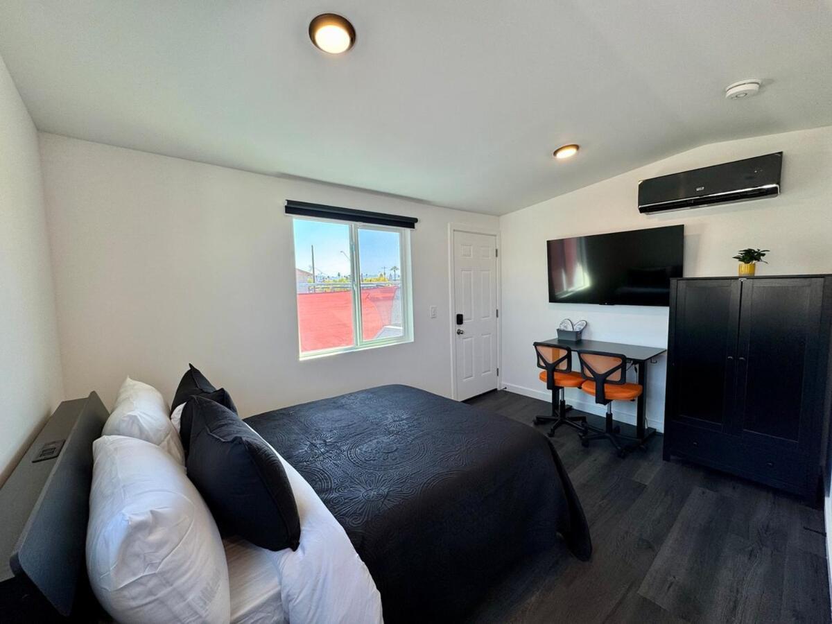Your Downtown Cozy With Backyard Unit C Apartemen Phoenix