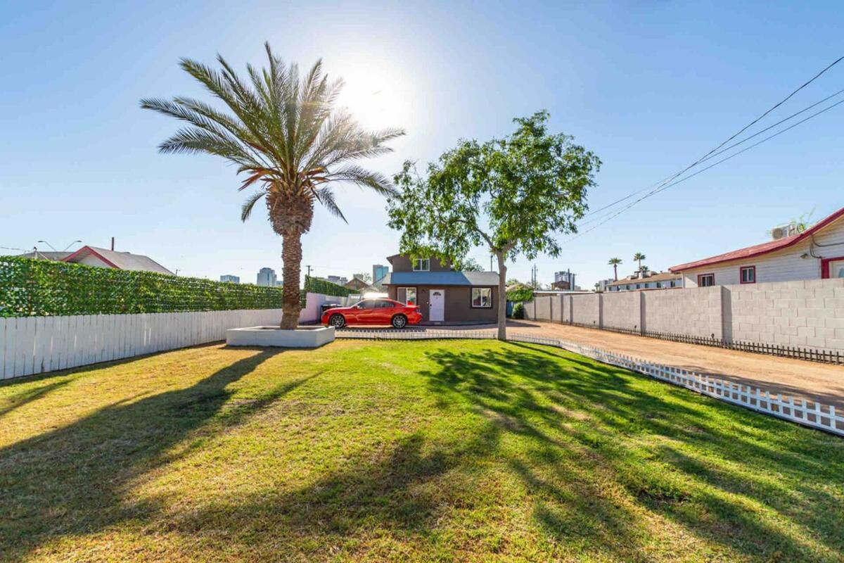 Apartemen Your Downtown Cozy With Backyard Unit C